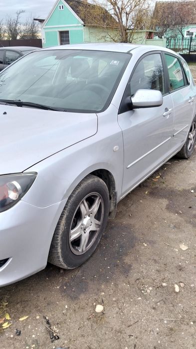 Vând Mazda 3, an 2006