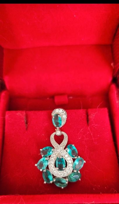 Pandantiv damă nou superb din argint stantat 925