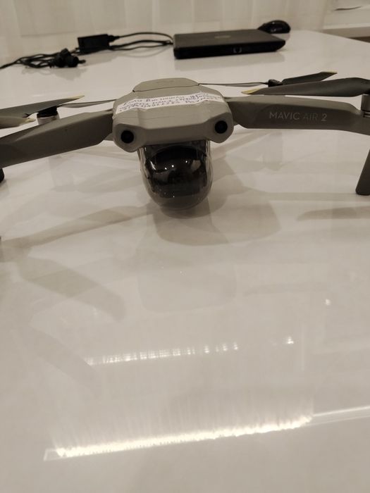 Продам дрон Dji Air 2