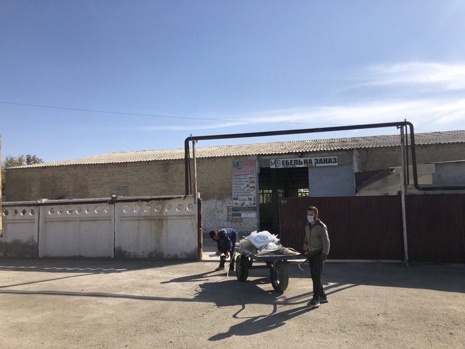 Ижарага 20 сотихли усти навесли ангар берилади