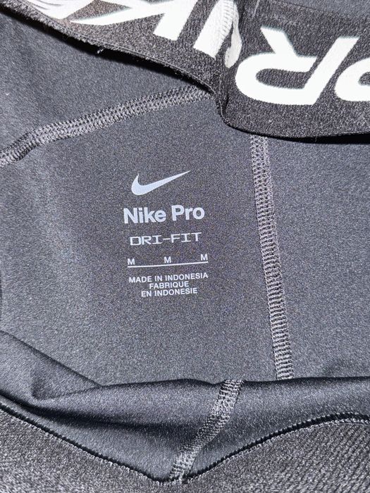 NIKE PRO къс клин