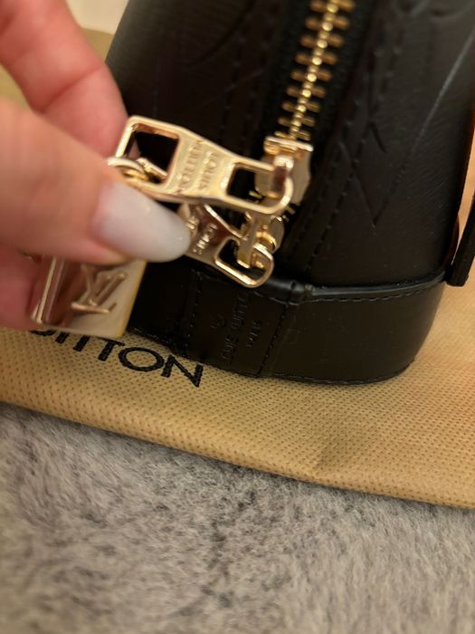 Geantă/Poșeta Louis Vuitton Alma BB Black 27x19x7cm