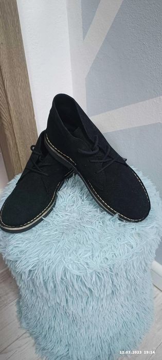 Ghete dama din piele