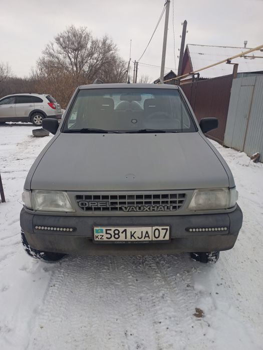 Опель фронтера 1995 г