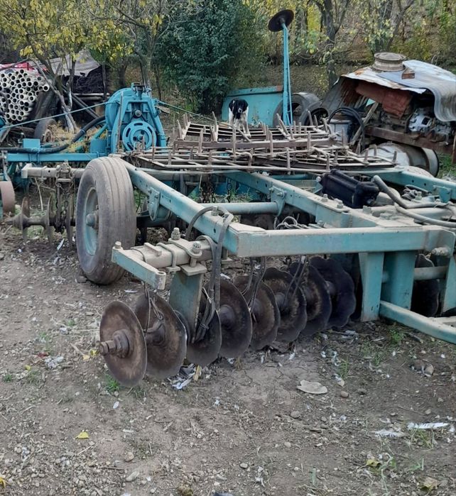 Vand tractor si utilaje