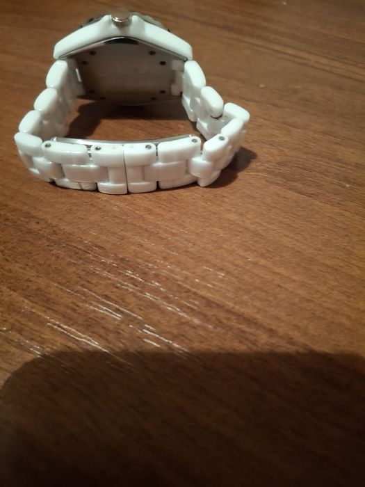 СРОЧНО Продам часы ШАНЕЛЬ женские