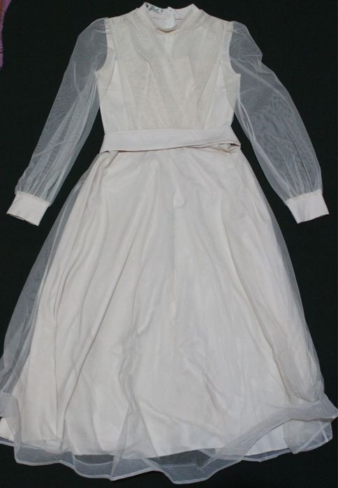 Платье на выпускной,вальс