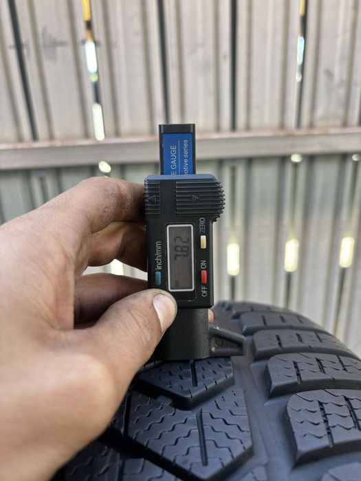 Anvelope Iarna 235/45/19 Pirelli SottoZero 3 235 45 19 R19