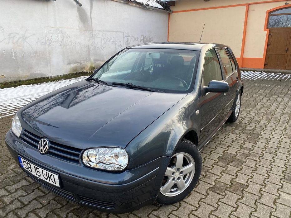 Volkswagen golf  1.6  2003 PACIFIC