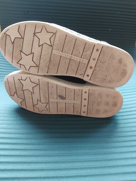 Tommy Hilfiger оригинални спортни обувки, 39 номер