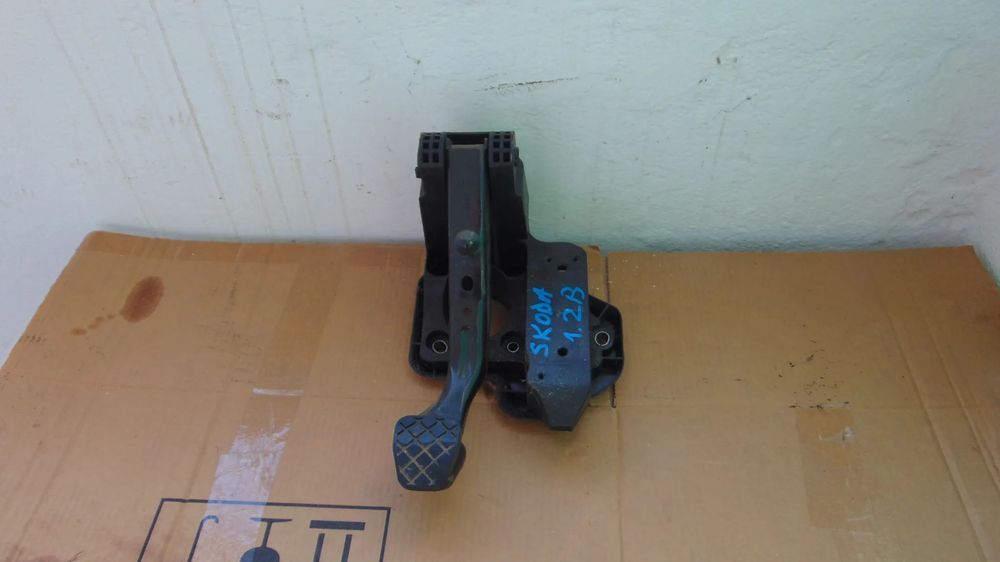 Pedala frana Skoda Rapid,VW Polo 6R an 2009-2015 cod 6R 1721058D