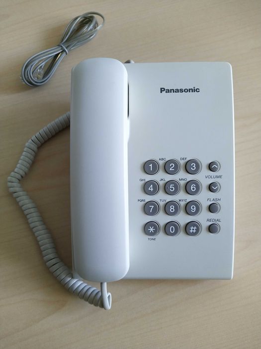 Интегрированный телефон Panasonic, модель №КХ-TS2350CA