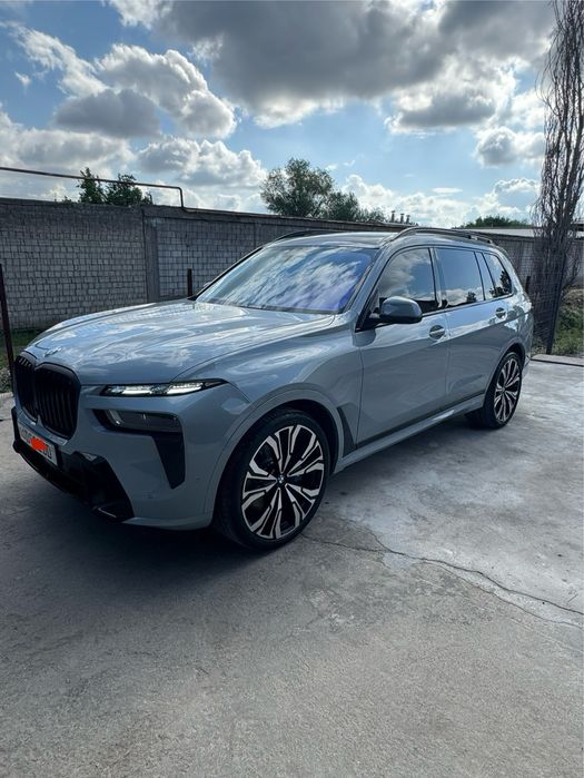 Продаётся BMW X7