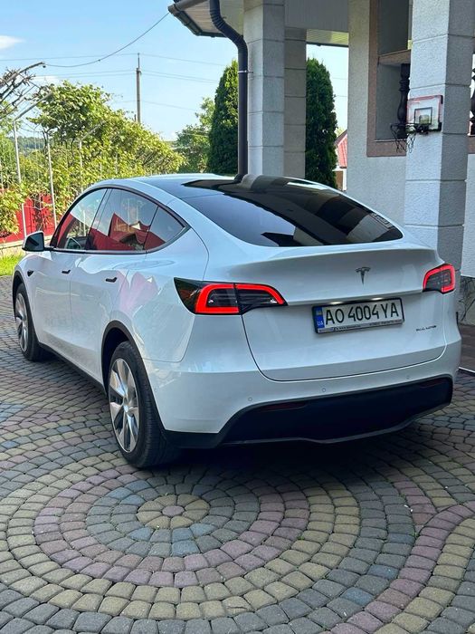 Tesla Y Dual Motor 2022