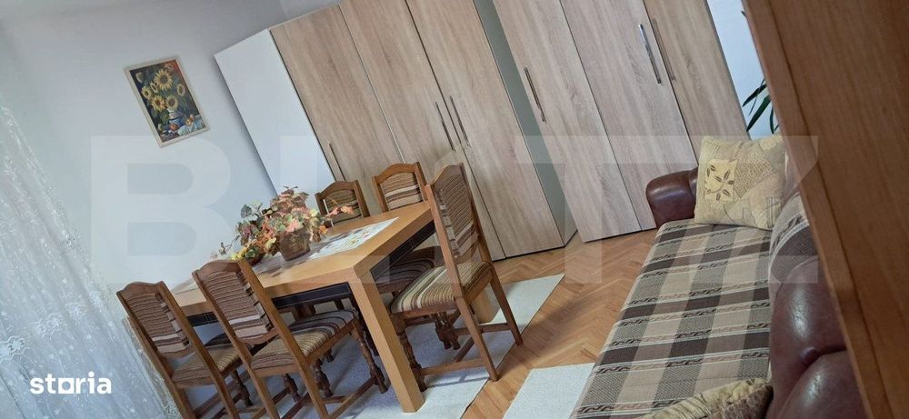 Casa de vanzare, cu 6 camere, 200 mp, zona centrala-Dej