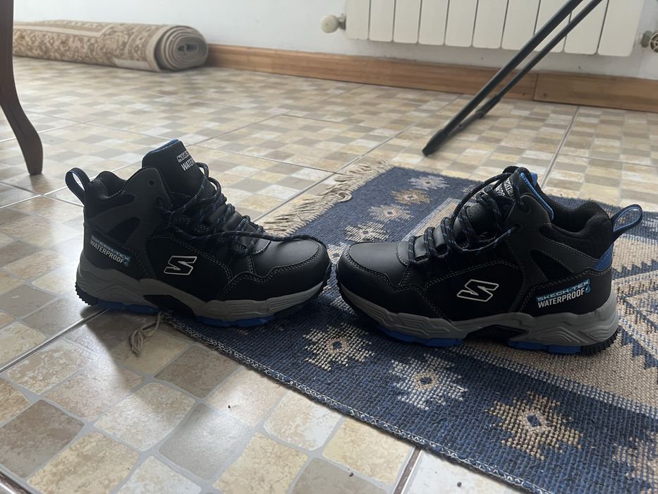 Skechers Drollix Venture Rush