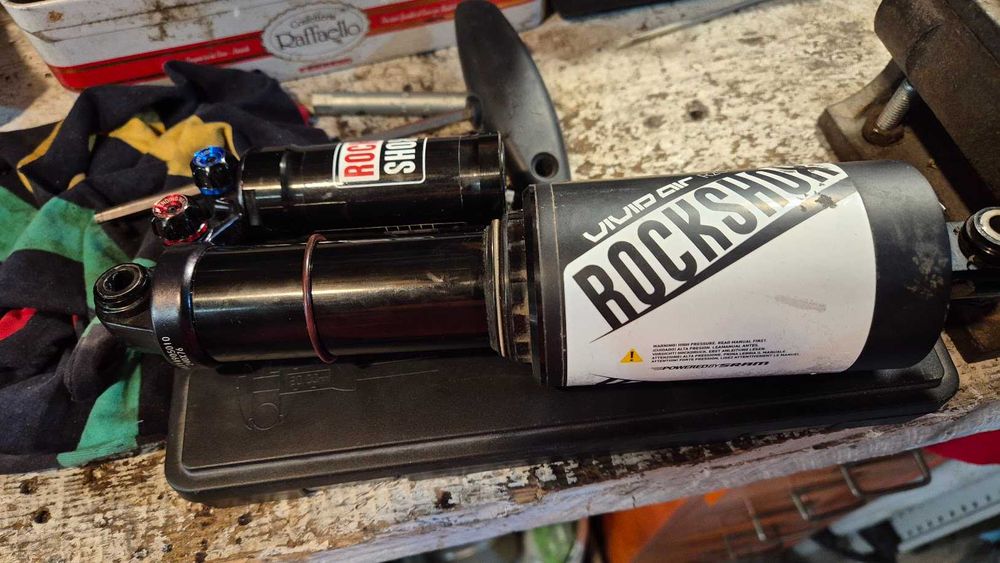 Vand amortizor Rock Shox Vivid Air 240x76