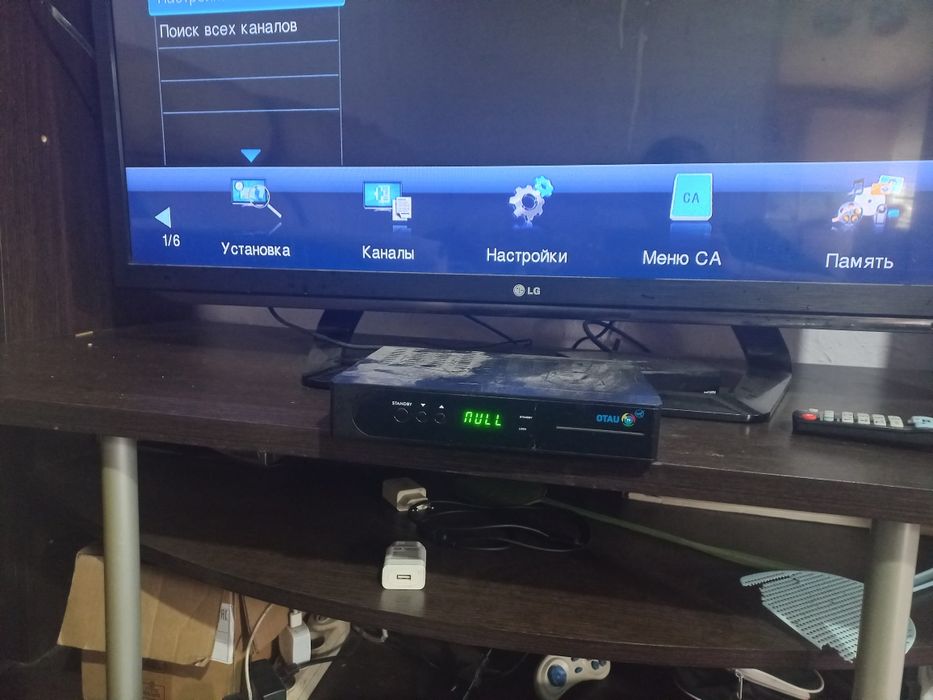 Регистратор, ресиверы, двд.