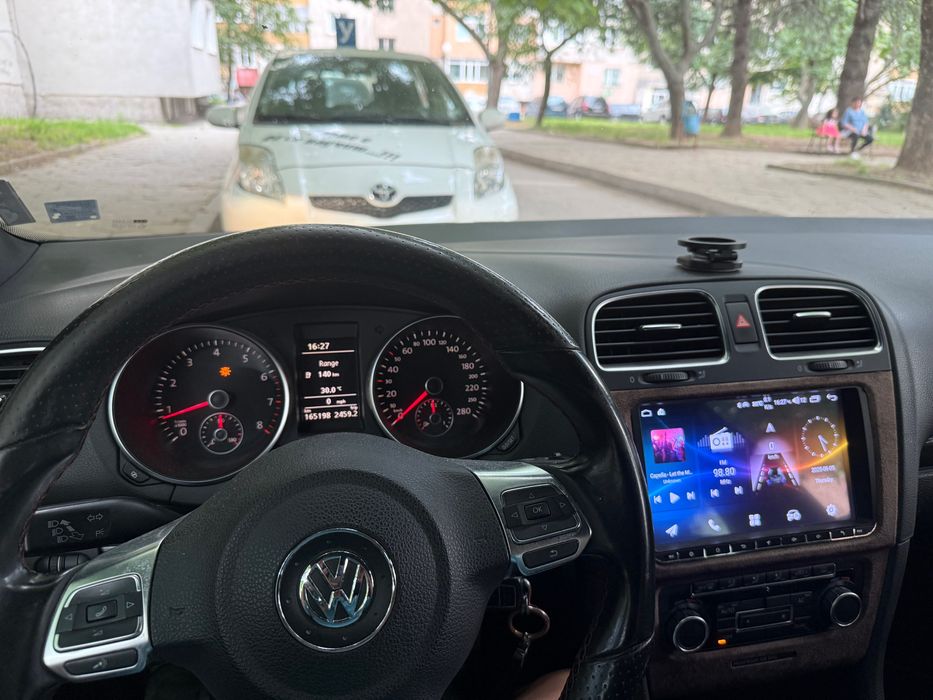 Volkswagen Golf 6 GTI 2.0