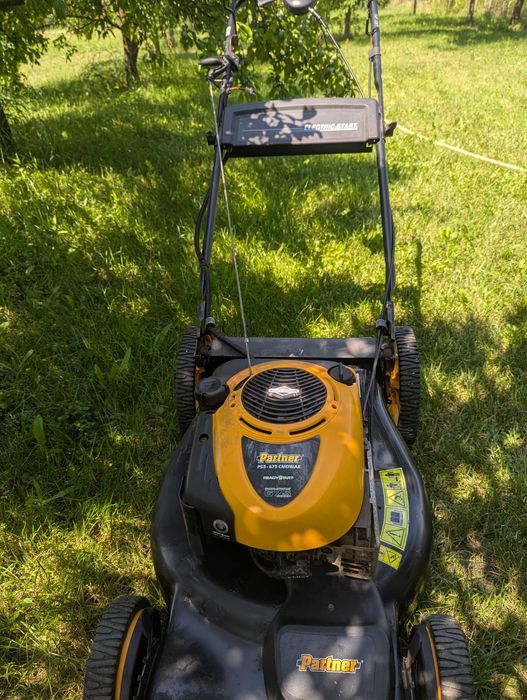 Masina de tuns iarba  cu tractiune - Briggs&Stratton - marime mare xxL