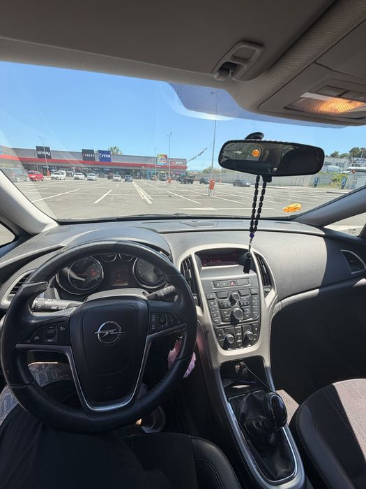 Opel Astra J 2014 1.7 cdti