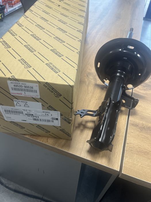 Амортизатор (Передний левый) 2GRFE Японские на Тойота Камри 70 / 75