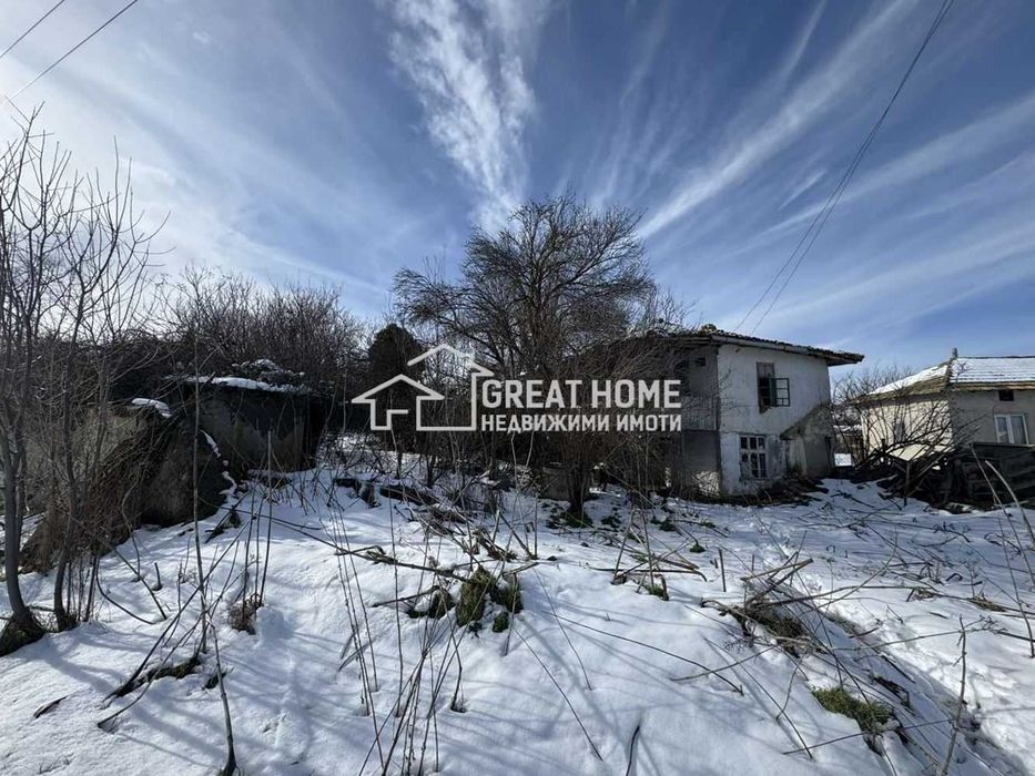 урегулиран поземлен имот, разположен в с. Маково