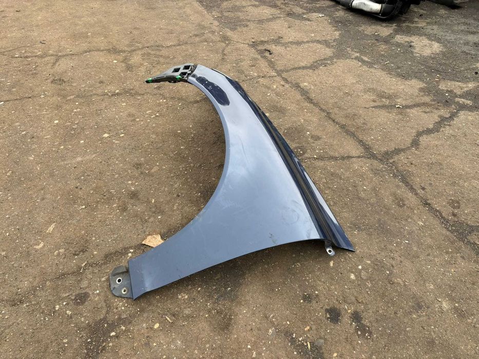 Aripa stanga/dreapta Volvo C70 an 2010