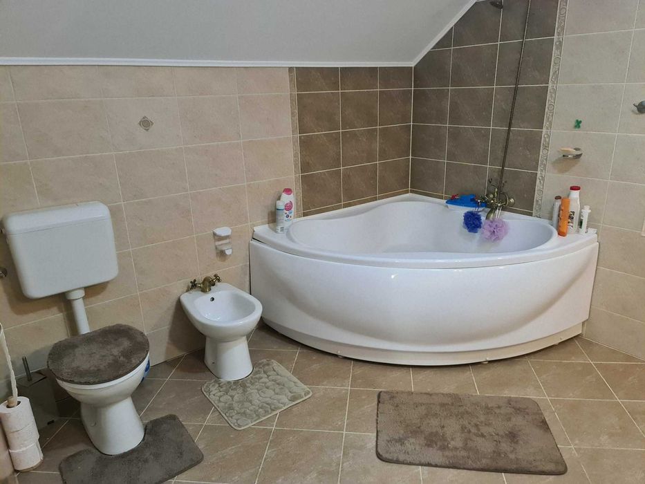 Casa 150 mp, Corunca cu garaj dublu