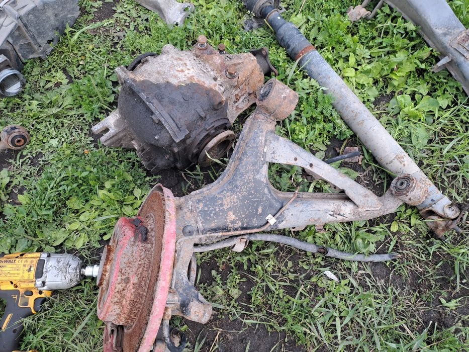 БМВ на запчасти.