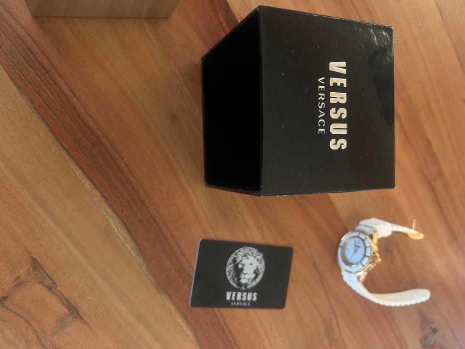 Rъчен дамски часовник