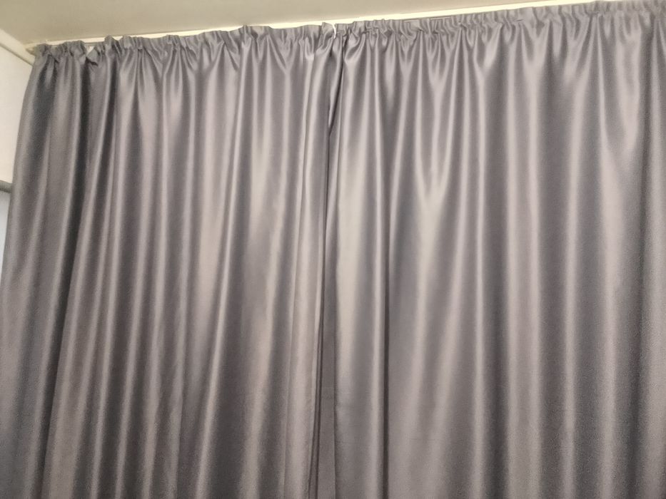 Draperii pentru sufragerie și dormitor.