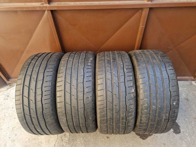 4 Hankook R19 235/40
летни гуми
DOT2020