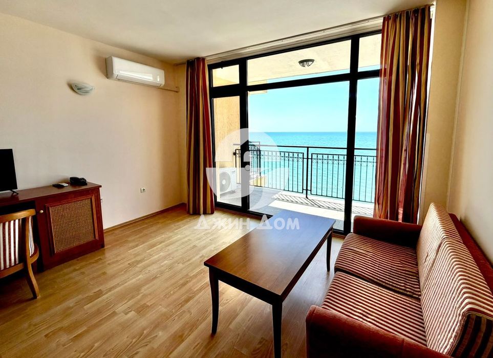 Продава се Двустаен апартамент в Свети Влас - 95 кв.м за 1050 €/кв.м - Снимка #3
