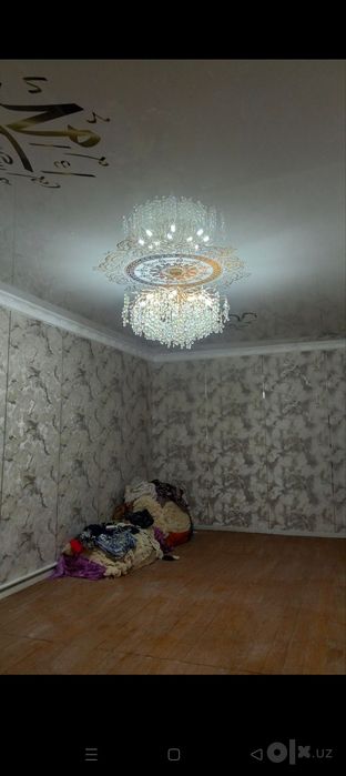 Hovli joy sotiladi