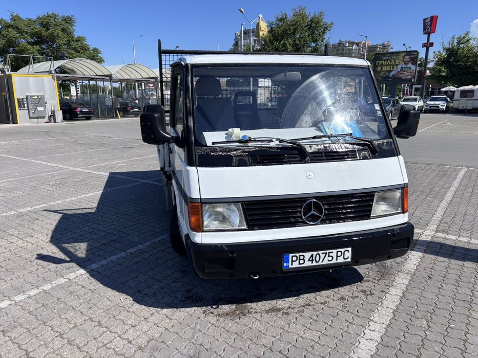 Мерцедес Бенц МB 100 D