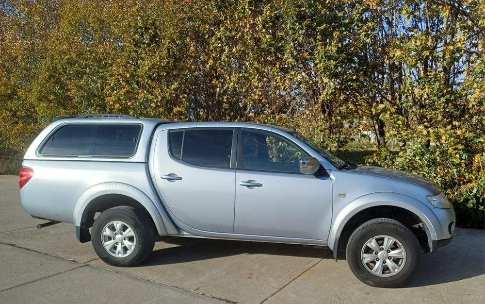 Mitsubishi L200