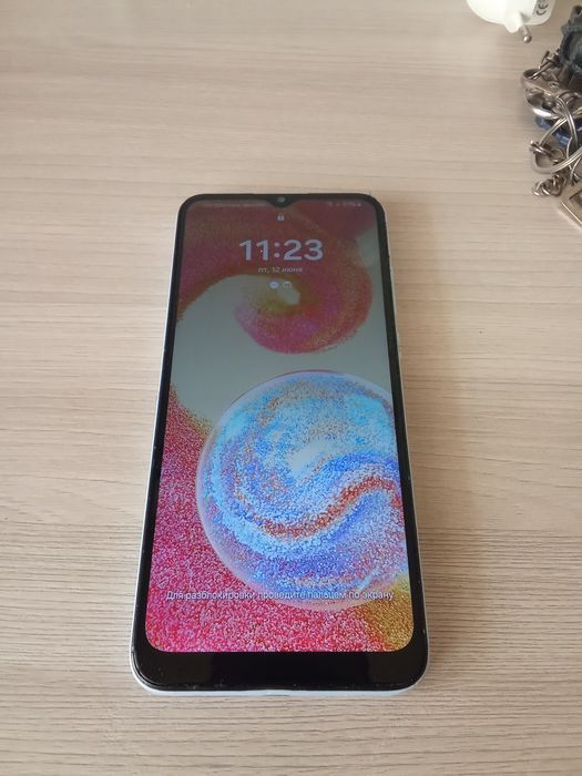 Смартфон Samsung A04