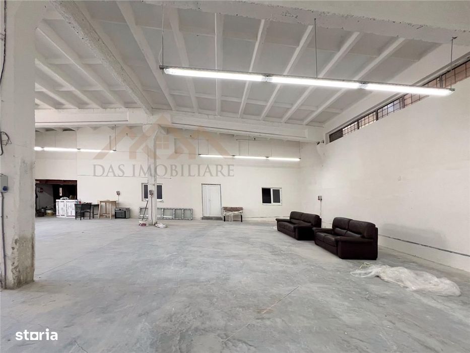 Hala industriala 750 mp cu 3 ari teren, str. Vasile Lucaciu