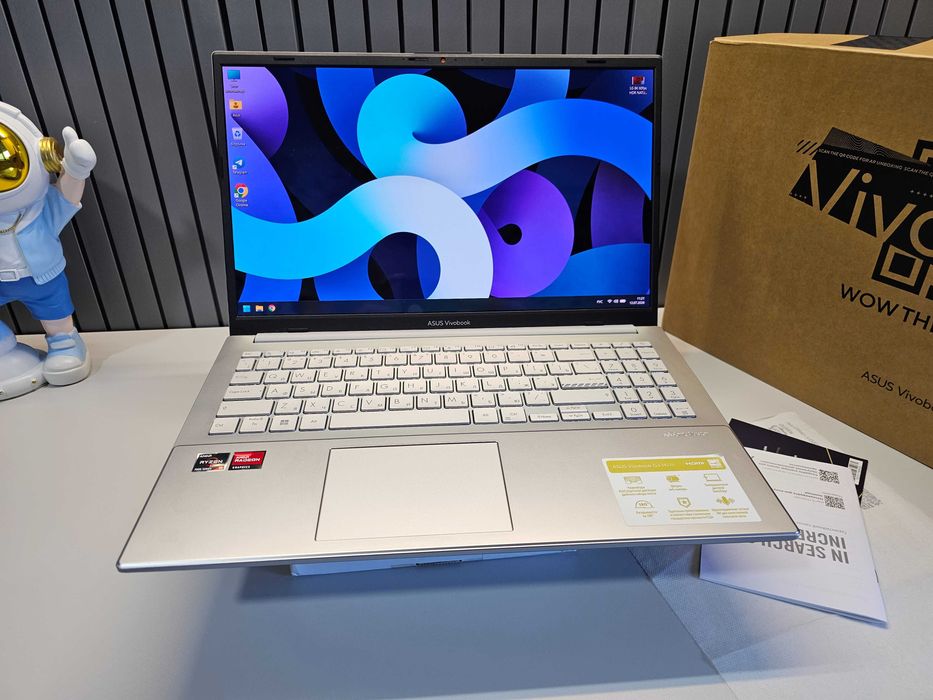 ПРОДАМ Asus VivoBook 15 Ноутбук Ryzen™5-7520U/8GB/512SSD/15.6"OLEDFHD