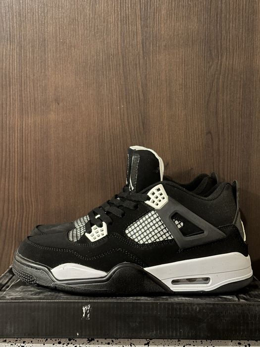 Air Jordan 4 - 40,41,42,45