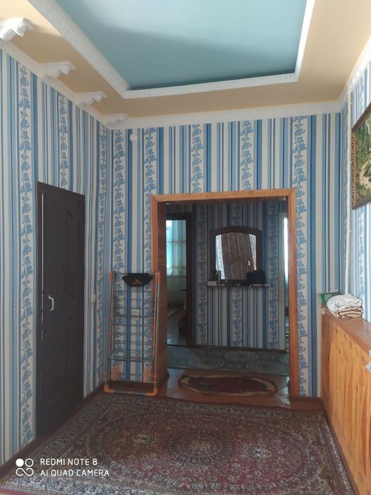 Намунали уй сотилади