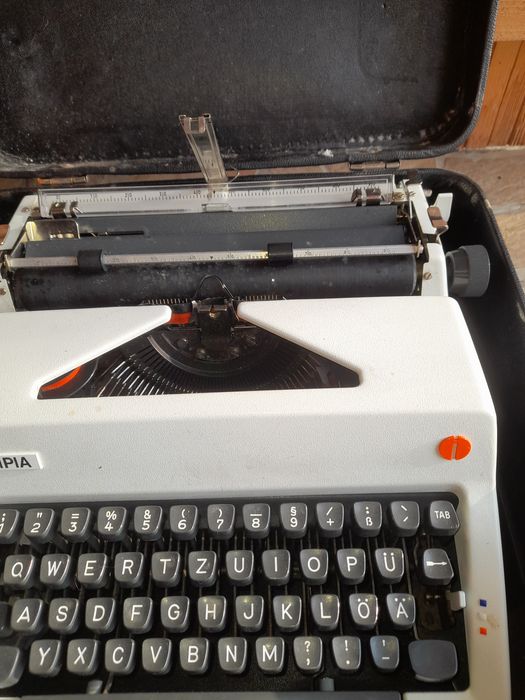 Masina de scris import Germania