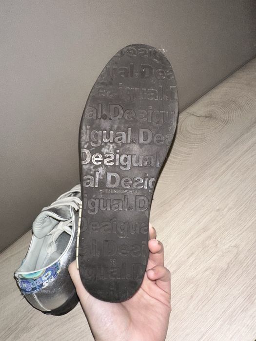 Обувки Desigual