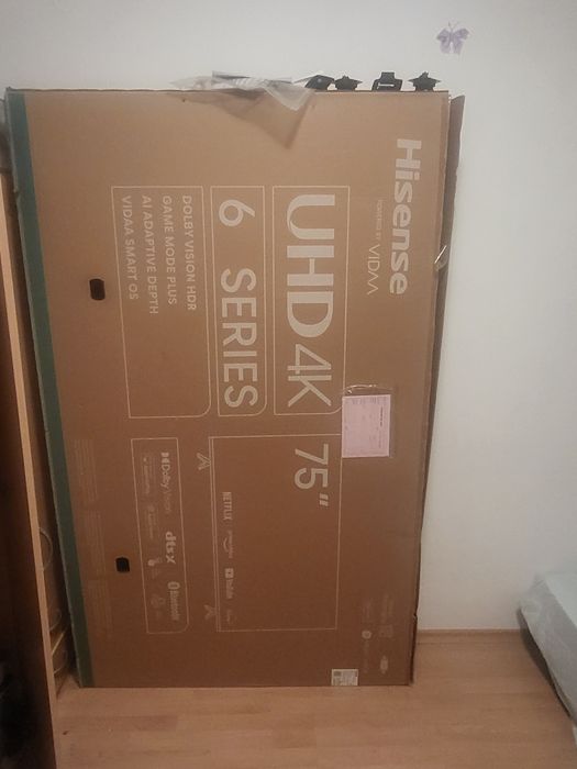 Телевизор има гарантия отеля 1.2 года