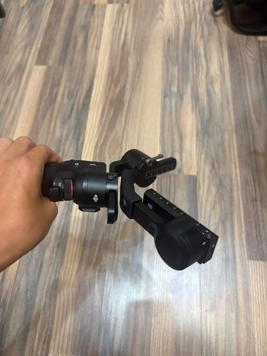 DJI RS 3 mini новый стабилизатор