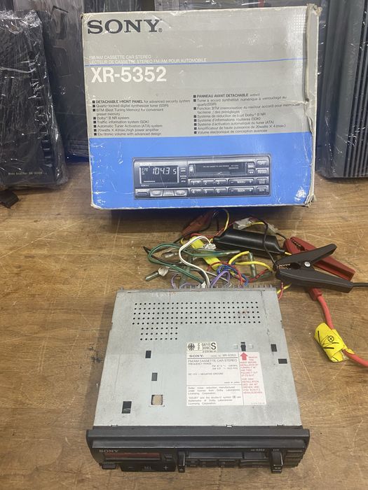 Player auto Sony XR 5352 old school nou