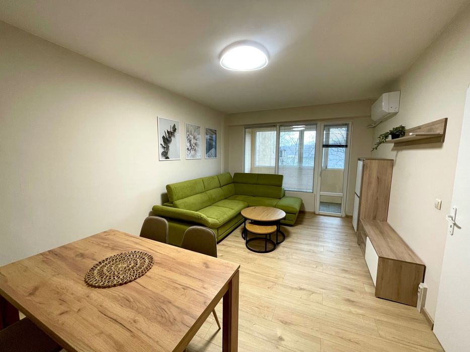 Дава се под наем Тристаен апартамент в Ловеч, Широк център - 80 кв.м за 398.82 € - Снимка #4