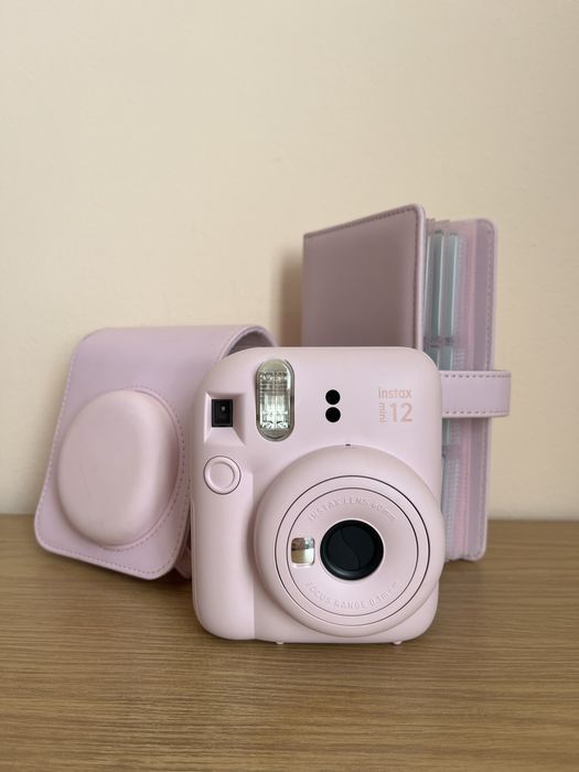 Продам Instax mini 12 розовый
