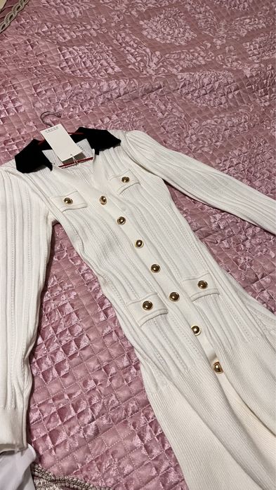 Көйлек сатылады. Размер S. 9000тг